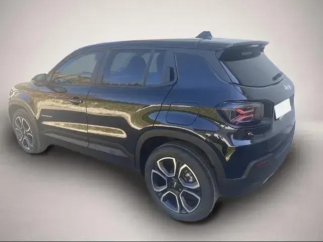 Neu Jeep Avenger Altitude 101 PS (74 kW) 2025 Manufacturer SUV