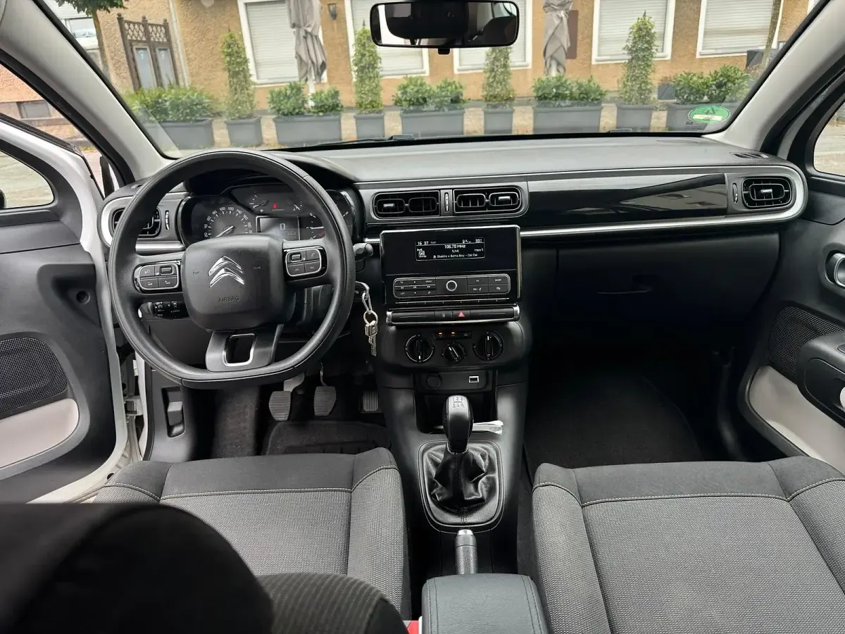 Gebraucht Citroën C3 PureTech 82 PS (60 kW) 2019 Weiß Kleinwagen