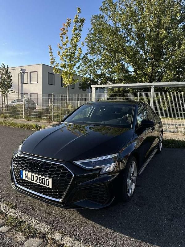 Gebraucht Audi A3 Ambiente 150 PS (110 kW) 2022 Limousine