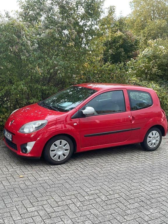 Rot Gebraucht 2011 Renault Twingo Authentique Kleinwagen | 1.900 € (Fairer Preis) - Bild 1/4