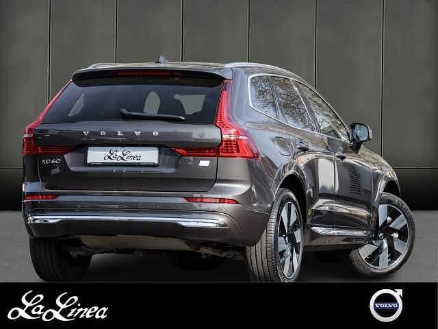Gebraucht Volvo XC60 Core 349 PS (256 kW) 2023 Grau SUV