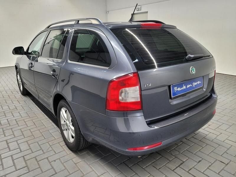 Gebraucht Skoda Octavia Impuls Edition 122 PS (89 kW) 2010 Grau Kombi