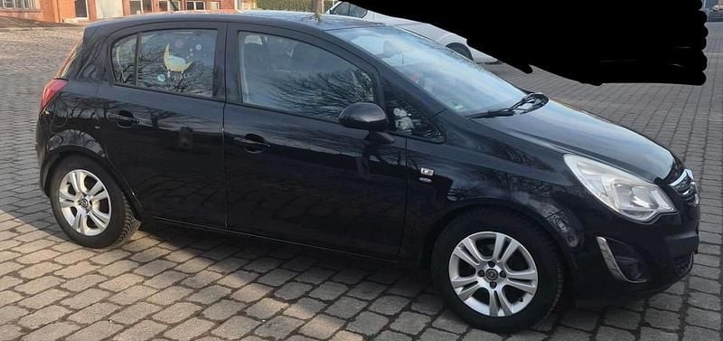 Gebraucht Opel Corsa Eco 70 PS (51 kW) 2011 Schwarz Kleinwagen