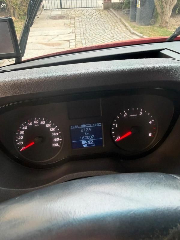 Gebraucht Mercedes Sprinter 140 PS (102 kW) 2018 Rot Van