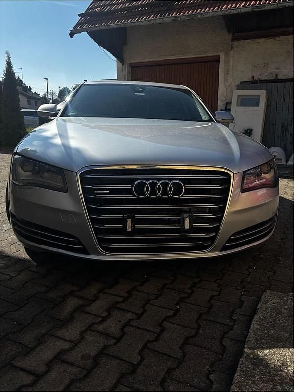 Gebraucht Audi A8 350 PS (257 kW) 2010 Limousine