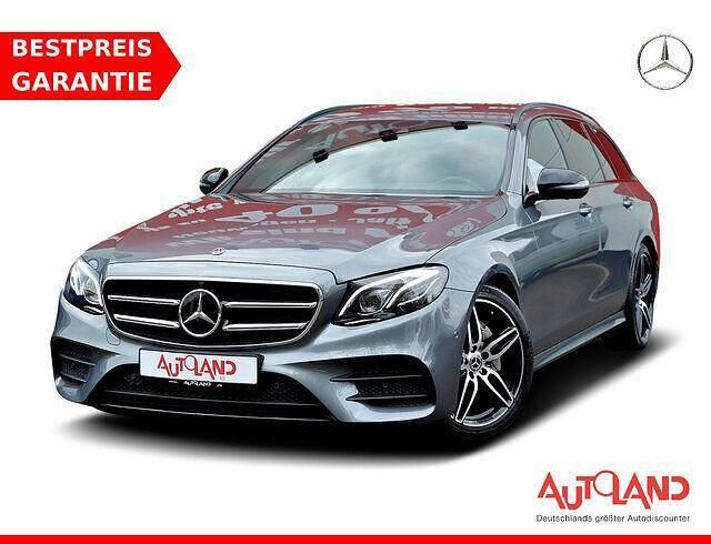 Grau Gebraucht 2017 Mercedes E200 AMG line Limousine | 30.950 € (Fairer Preis) - Bild 1/4