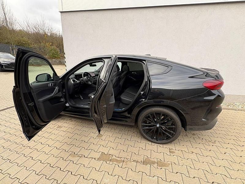 Schwarz Gebraucht 2024 BMW X6 M Sport SUV | 80.300 € (Superpreis) - Bild 1/4