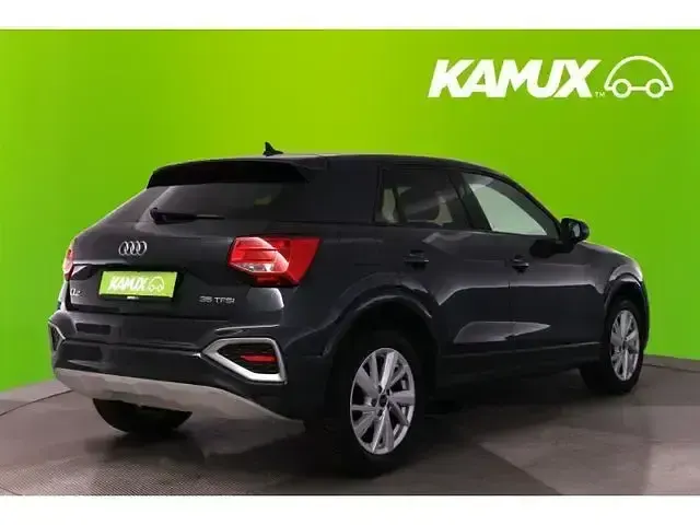 Gebraucht Audi Q2 Advanced 150 PS (110 kW) 2025 Silber / grau SUV