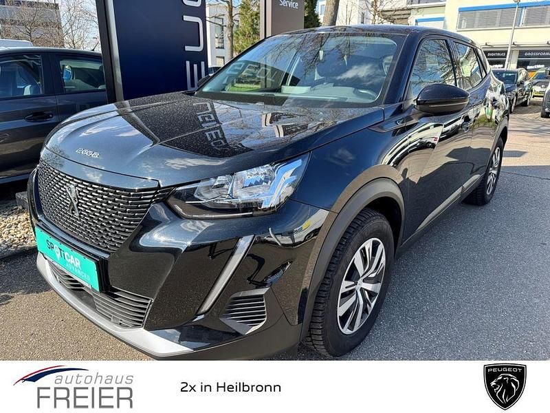 Lackierung schwarz perla nera/ Gebraucht 2022 Peugeot e-2008 Active SUV | 17.990 € - Bild 1/4