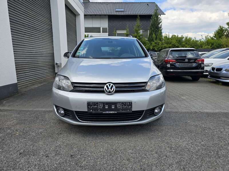 Reflexsilber metallic Gebraucht 2011 VW Golf Plus Cross Style Van / Kleinbus | 6.950 € (Etwas zu teuer) - Bild 1/4