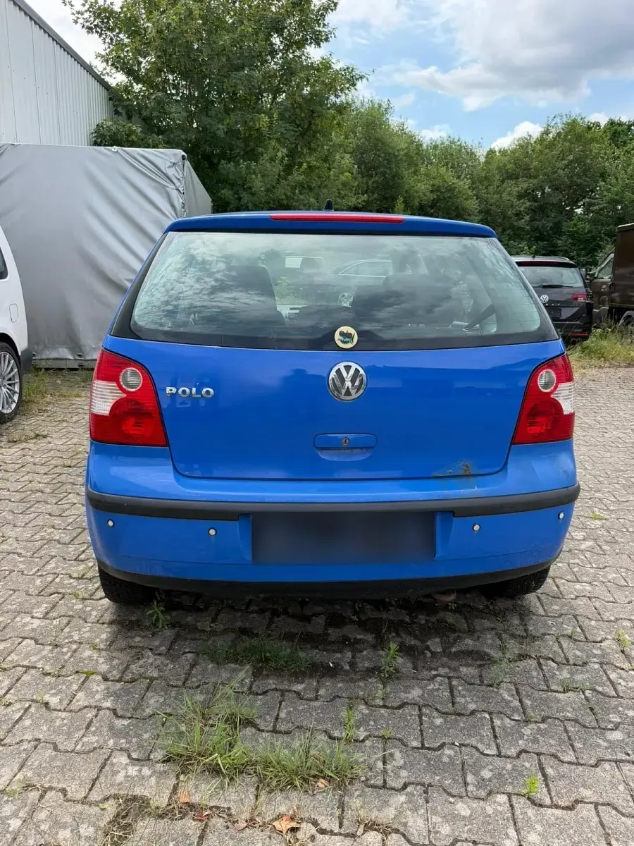 Gebraucht VW Polo 54 PS (39 kW) 2004 Blau Kleinwagen