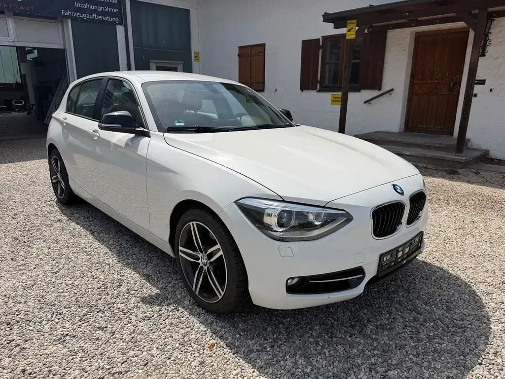 Gebraucht BMW 125 Sport Line 218 PS (160 kW) 2014 Weiß Kleinwagen
