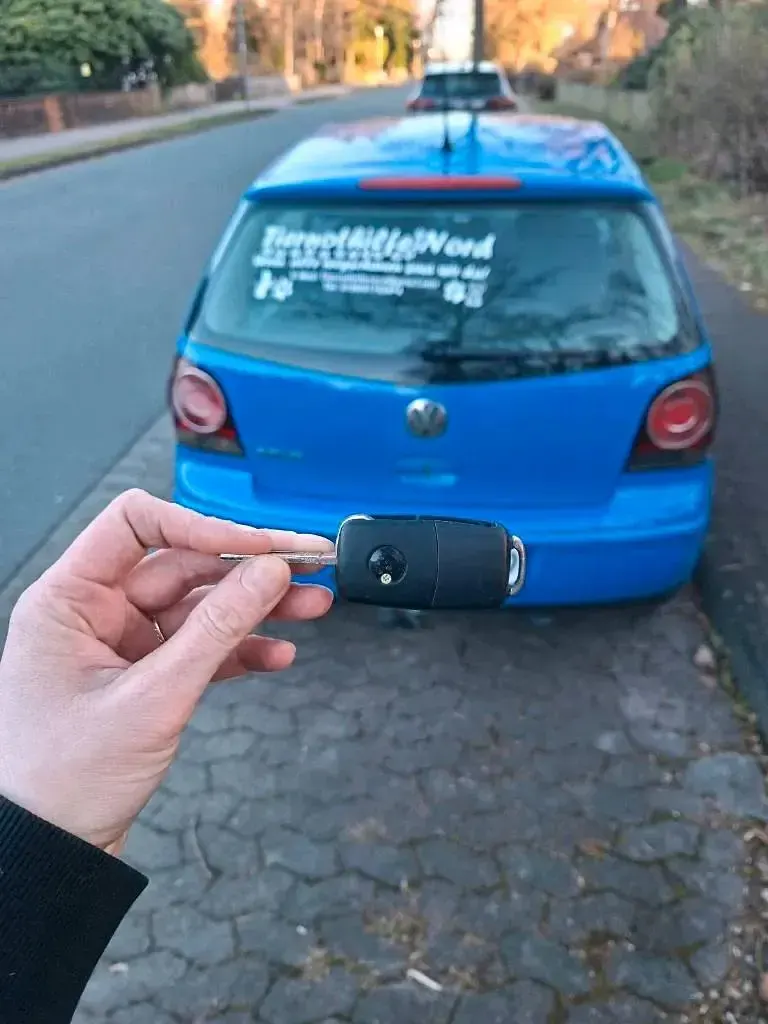 Gebraucht VW Polo 75 PS (55 kW) 2004 Blau Kleinwagen