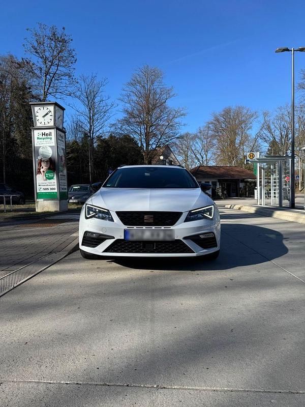 Gebraucht Seat Leon Beats 300 PS (220 kW) 2020 Weiß Kombi