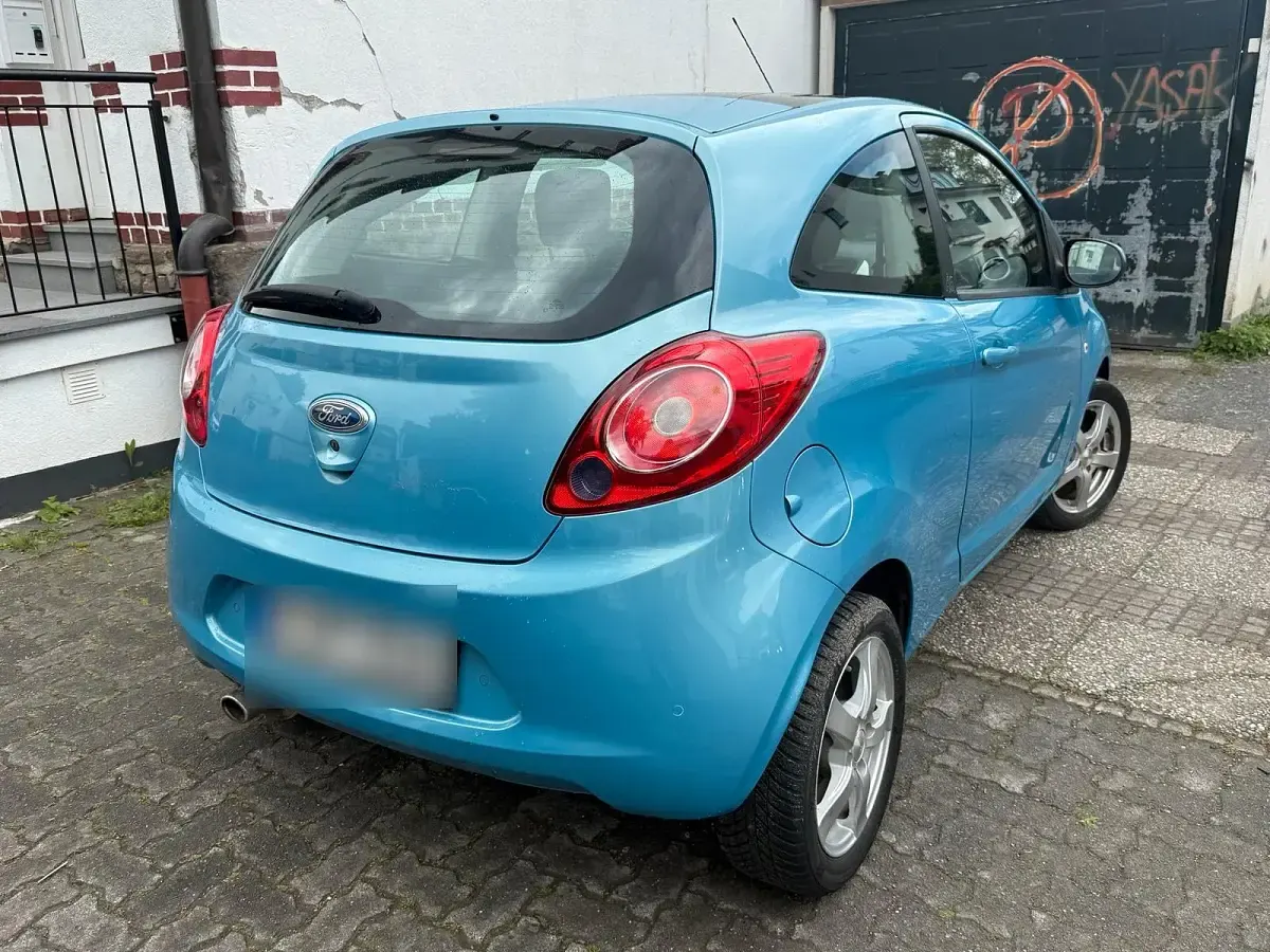 Gebraucht Ford Ka 70 PS (51 kW) 2010 Blau Kleinwagen