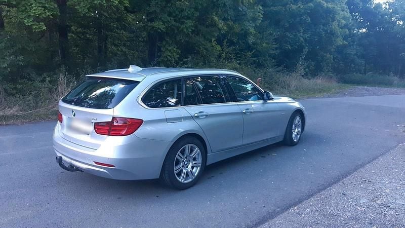 Usata BMW 318 Performance 146 CV (107 kW) 2013 Argento Station wagon