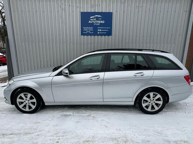 Gebraucht Mercedes C220 170 PS (125 kW) 2014 Silber Kombi