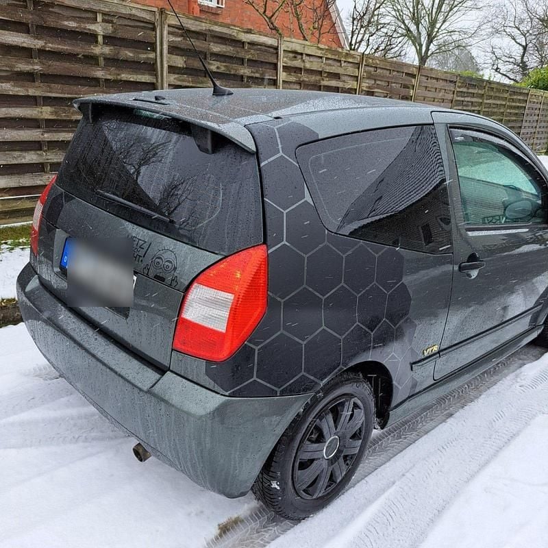 Gebraucht Citroën C2 VTR Sport 73 PS (53 kW) 2008 Grau Kleinwagen