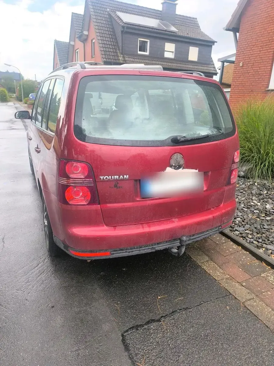 Gebraucht VW Touran 105 PS (77 kW) 2007 Rot Van / Kleinbus