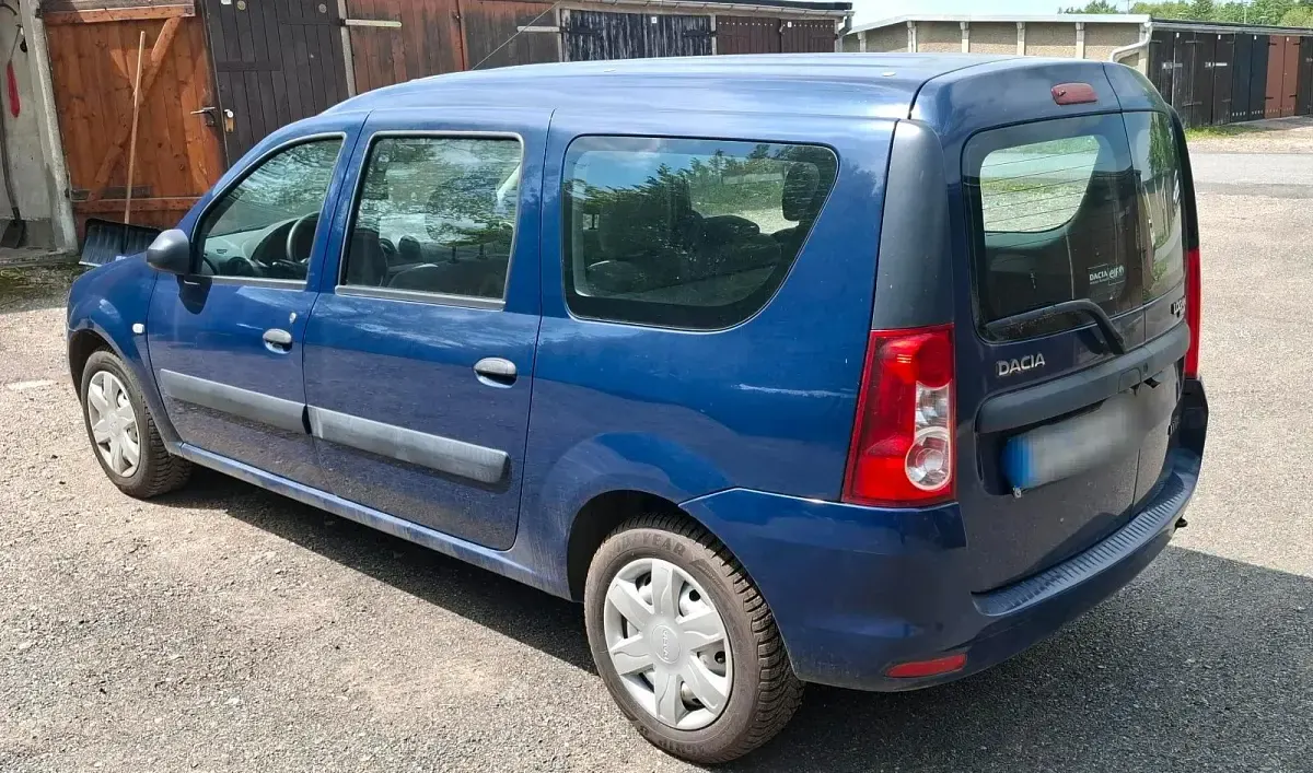 Używany Dacia Logan 75 KM (55 kW) 2009 Niebieski Kombi