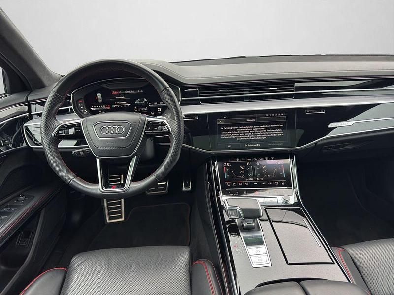 Gebraucht Audi S8 Ambiente 571 PS (419 kW) 2022 Daytonagrau perleffekt (metallic) Limousine