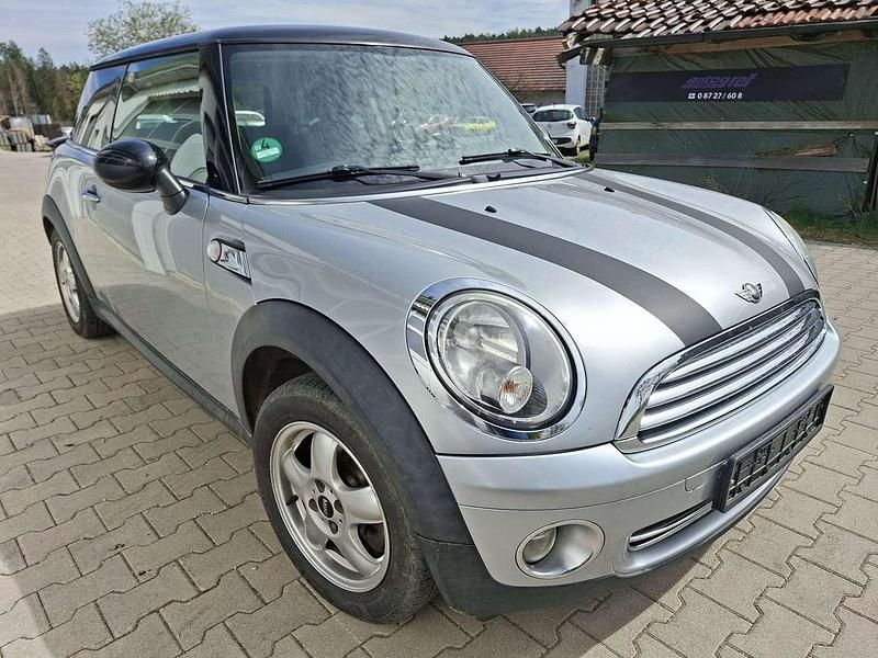 Gebraucht Mini Cooper 120 PS (88 kW) 2007 Pure silver metallic Kleinwagen