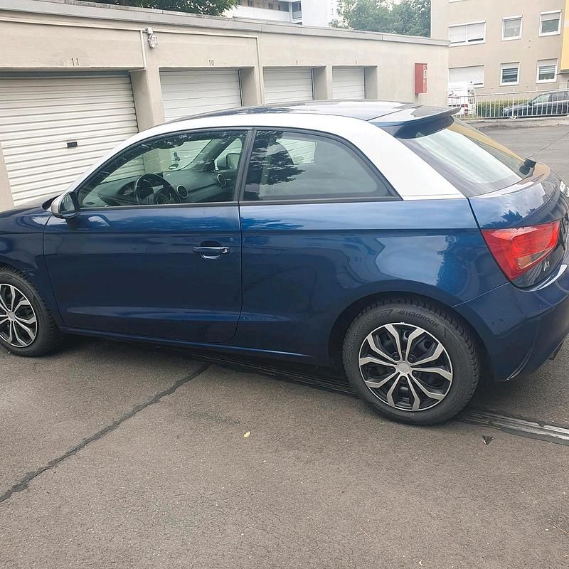 Violet Gebraucht 2013 Audi A1 Kleinwagen | 4.400 € (Superpreis) - Bild 1/4