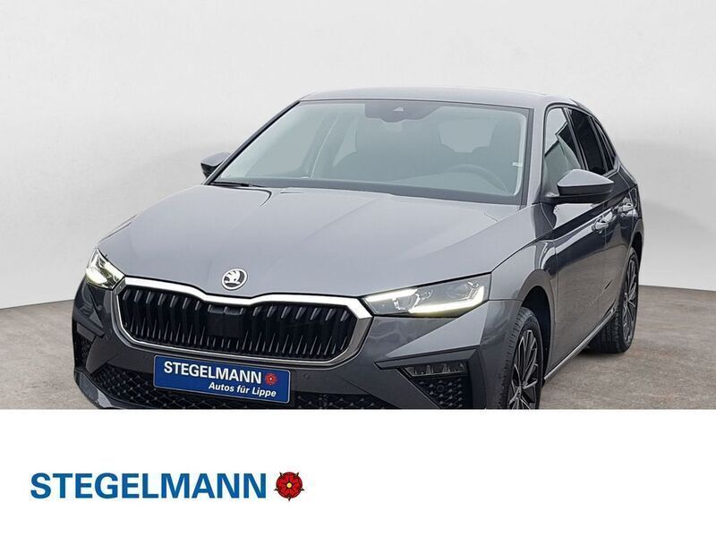 Grau Neu 2025 Skoda Scala Tour Kleinwagen | 29.700 € (Teuer) - Bild 1/4