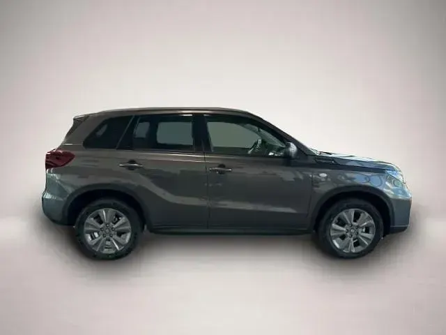 Gebraucht Suzuki Vitara Comfort 110 PS (80 kW) 2026 Manufacturer SUV