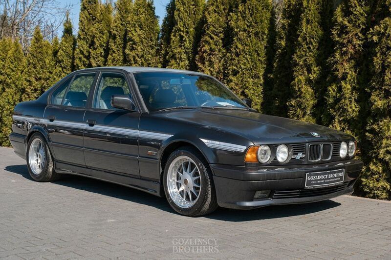 Grau Gebraucht 1989 BMW M5 Performance | 27.900 € - Bild 1/4