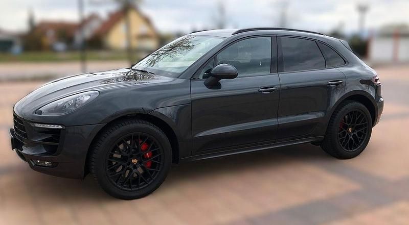 Grau Gebraucht 2016 Porsche Macan GTS SUV | 42.700 € (Superpreis) - Bild 1/4