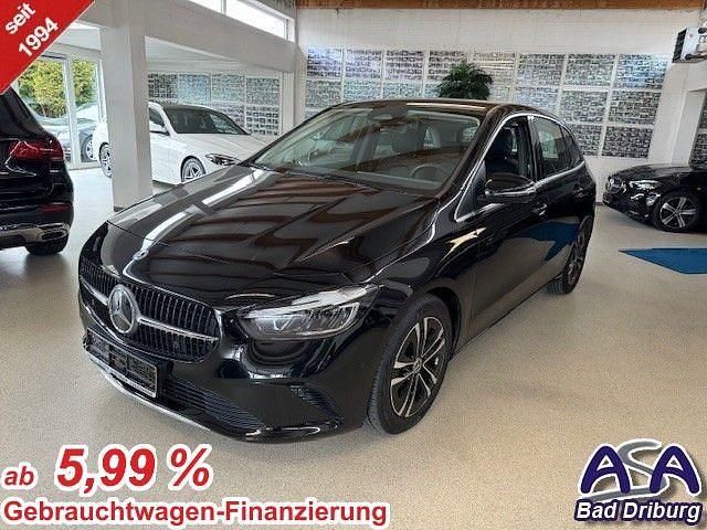 Nachtschwarz Gebraucht 2024 Mercedes B200 Advanced Van / Kleinbus | 29.990 € (Guter Preis) - Bild 1/4
