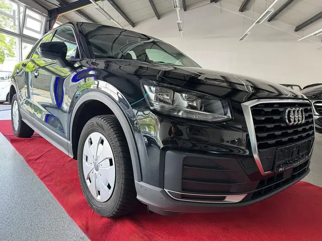Gebraucht Audi Q2 116 PS (85 kW) 2020 Schwarz SUV