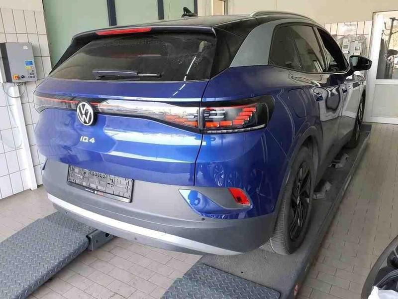 Gebraucht VW ID.4 Pro Performance 150 kW (204 PS) 2022 Blue dusk metallic/schwarz (metallic) SUV