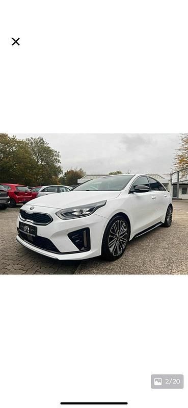 Weiß Gebraucht 2019 Kia ProCeed Kleinwagen | 18.000 € (Fairer Preis) - Bild 1/4