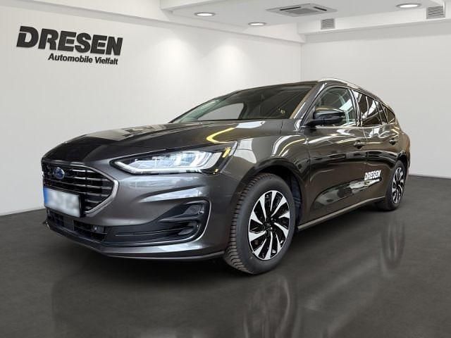 Gebraucht Ford Focus Titanium 125 PS (91 kW) 2025 Grau Limousine