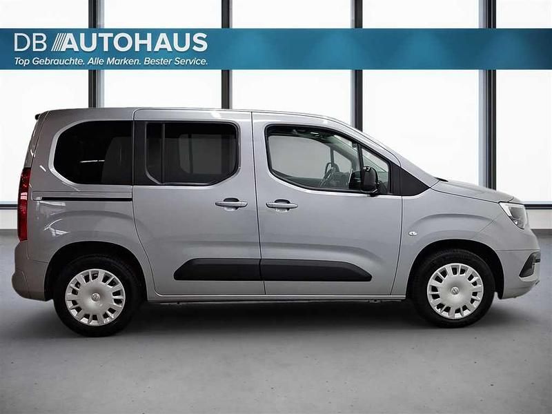 Gebraucht Opel Combo Life Elegance 131 PS (96 kW) 2022 Silber Van / Kleinbus