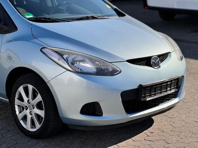 Usata Mazda 2 86 CV (63 kW) 2010 Blu Utilitaria