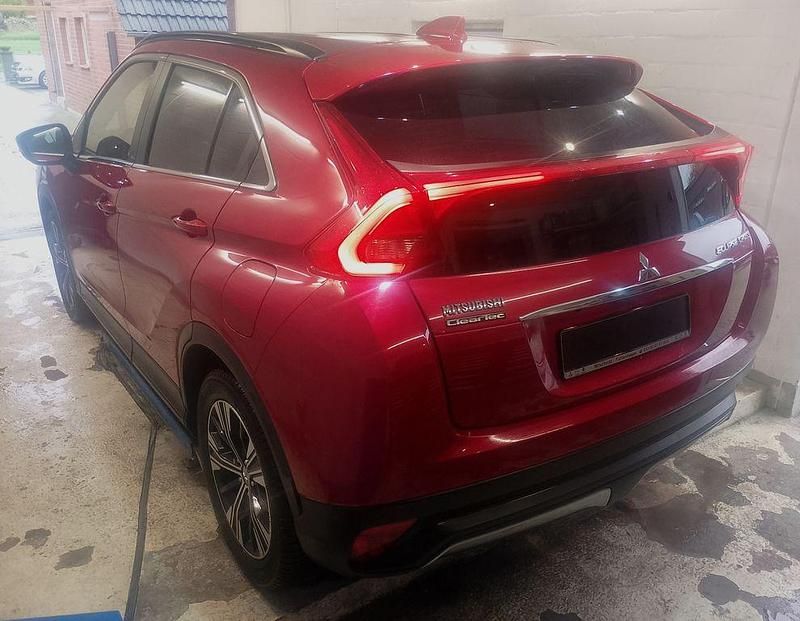 Gebraucht Mitsubishi Eclipse Cross Diamant Edition 163 PS (119 kW) 2019 Rot SUV