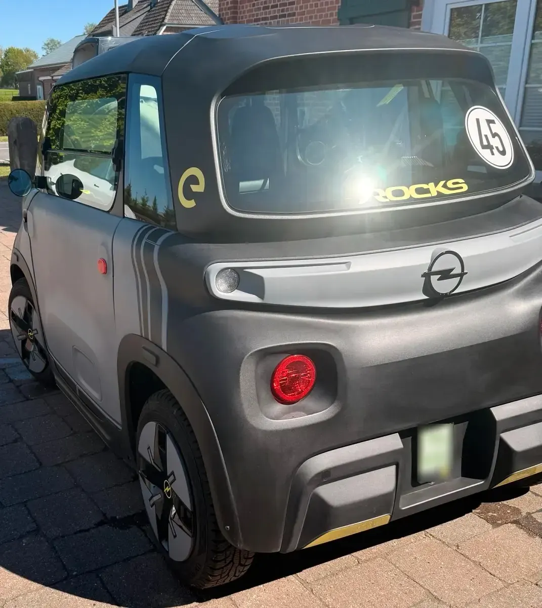 Gebraucht Opel Rocks-e Rocks 8 kW (12 PS) 2024 Grau Kleinwagen