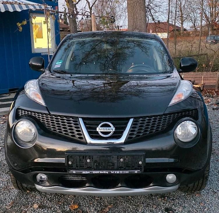 Braun Gebraucht 2011 Nissan Juke Tekna SUV | 4.990 € (Fairer Preis) - Bild 1/4