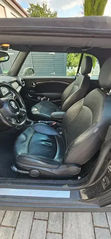 Gebraucht Mini Cooper S Cabriolet 184 PS (135 kW) 2011 Schwarz Cabrio