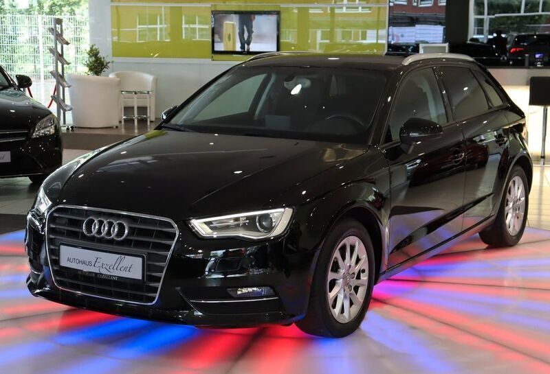 Schwarz Gebraucht 2015 Audi A3 Sportback Attraction Limousine | 15.750 € (Fairer Preis) - Bild 1/4