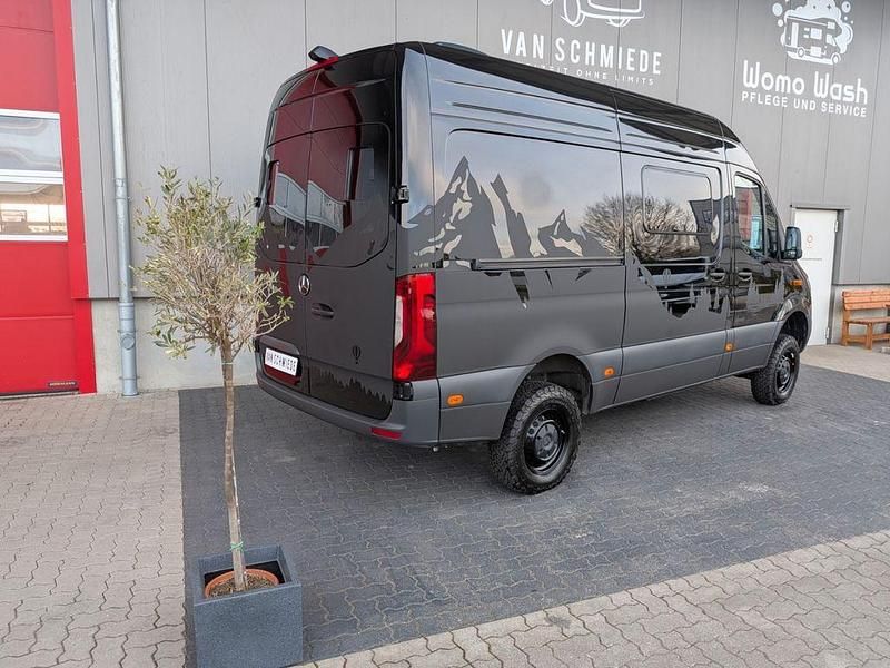 Gebraucht Mercedes Sprinter 190 PS (139 kW) 2025 Schwarz Van