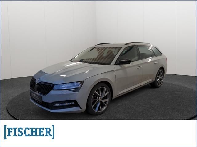 Grau Gebraucht 2022 Skoda Superb SportLine Kombi | 29.980 € (Teuer) - Bild 1/4