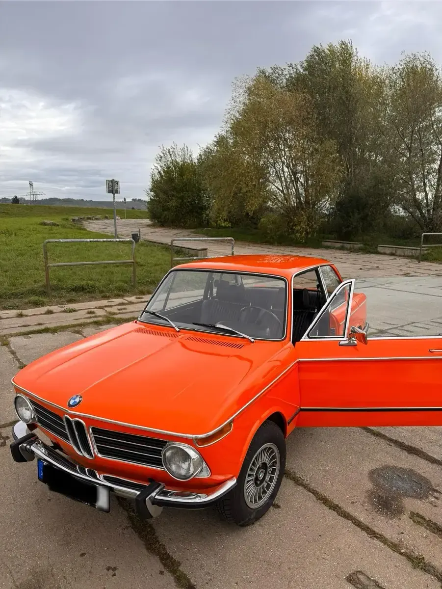 Gebraucht BMW 2002 136 PS (100 kW) 1973 Orange Limousine