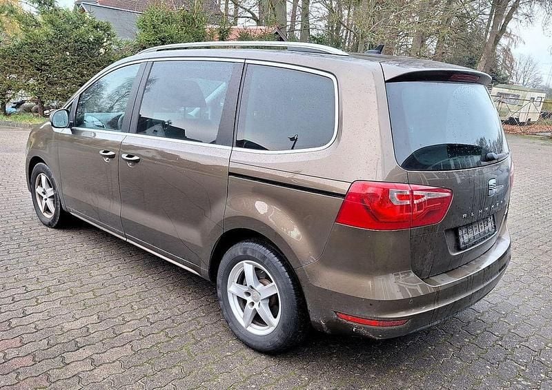 Gebraucht Seat Alhambra Style 150 PS (110 kW) 2012 Braun Van / Kleinbus