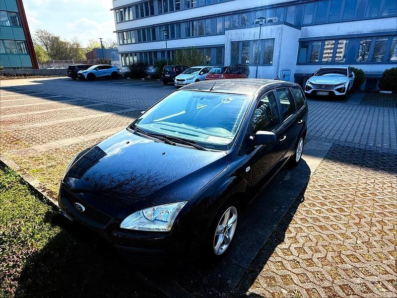 Gebraucht Ford Focus Titanium 145 PS (106 kW) 2006 Blau Kombi