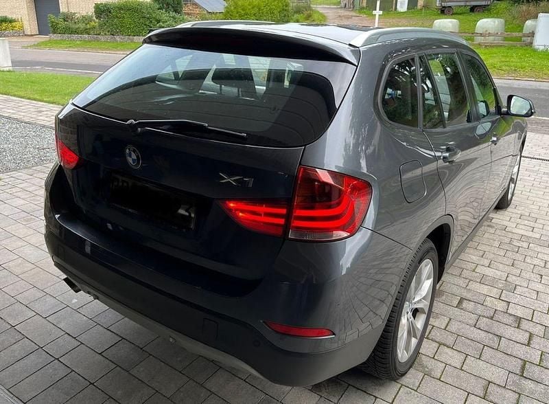 Gebraucht BMW X1 143 PS (105 kW) 2012 Grau SUV
