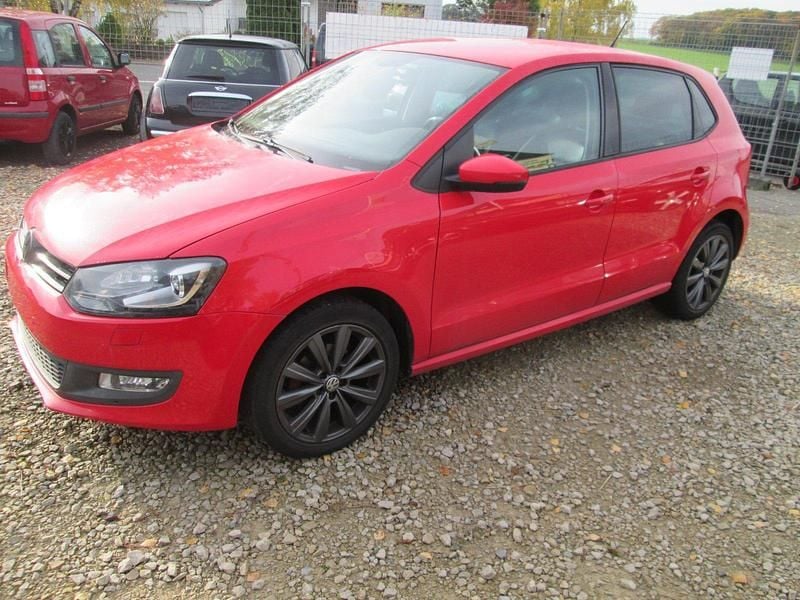Rot Gebraucht 2011 VW Polo Limousine | 4.250 € (Superpreis) - Bild 1/4